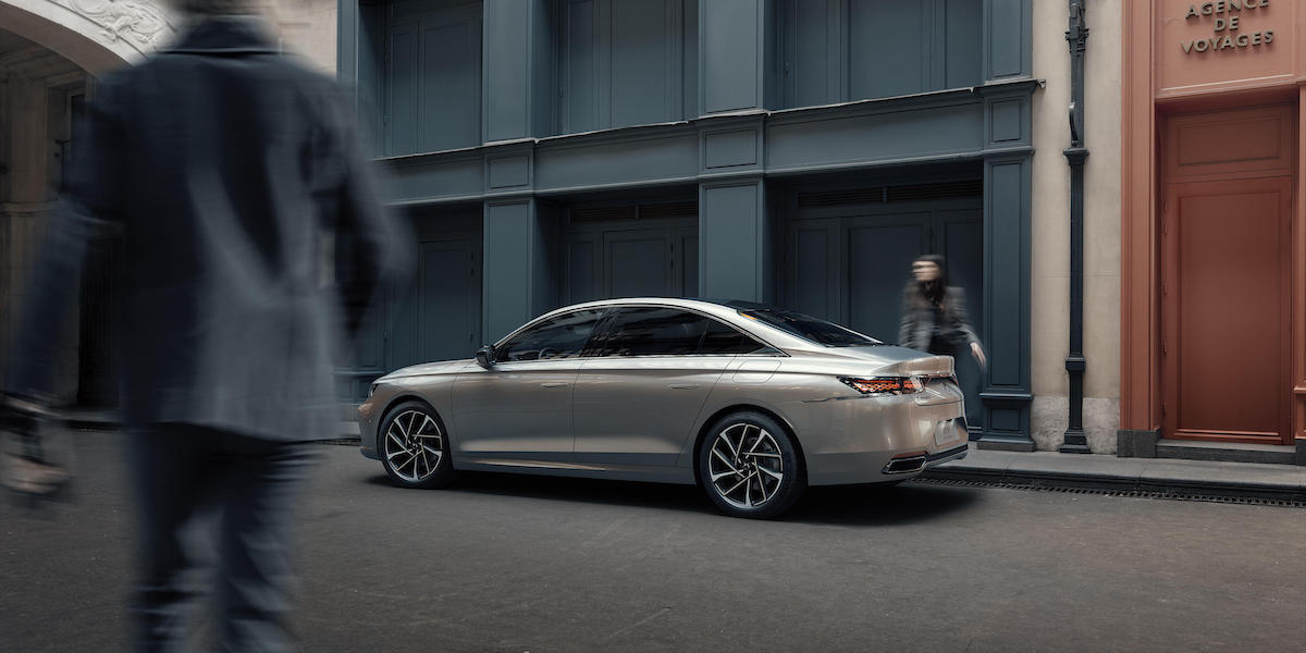 フラッグシップサルーンDS 9登場間近。デビューキャンペーンスタート