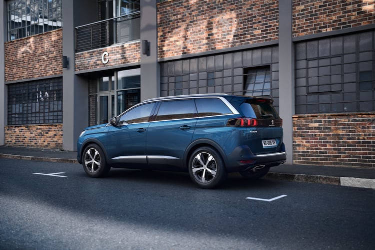 201222_PEUGEOT_5008_2009RC_004_02