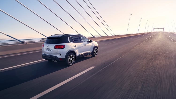 20210624_C5AIRCROSS_SUV_PLUG-IN_HYBRID010
