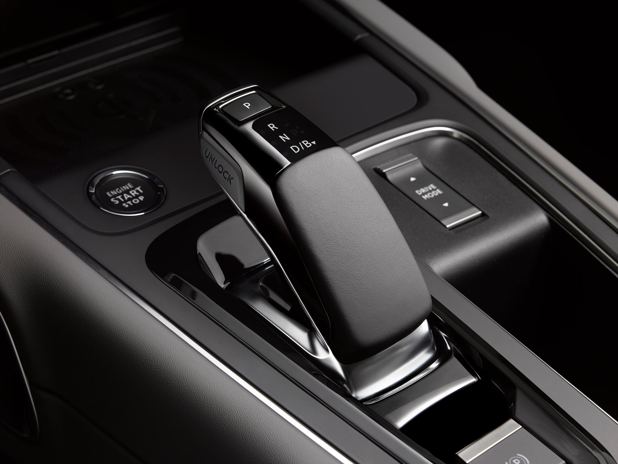 20210624_C5AIRCROSS_SUV_PLUG-IN_HYBRID017