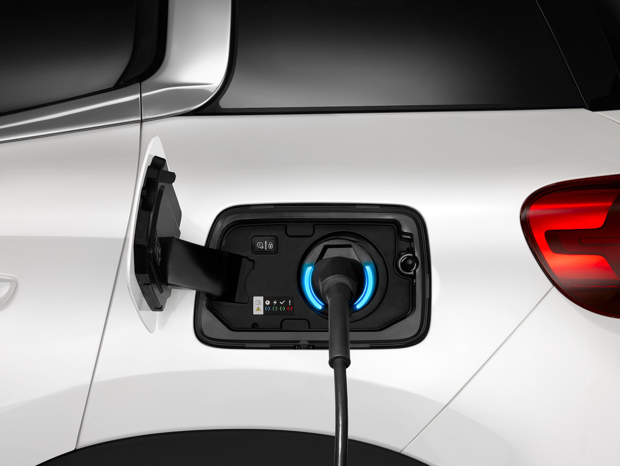 20210624_C5AIRCROSS_SUV_PLUG-IN_HYBRID019