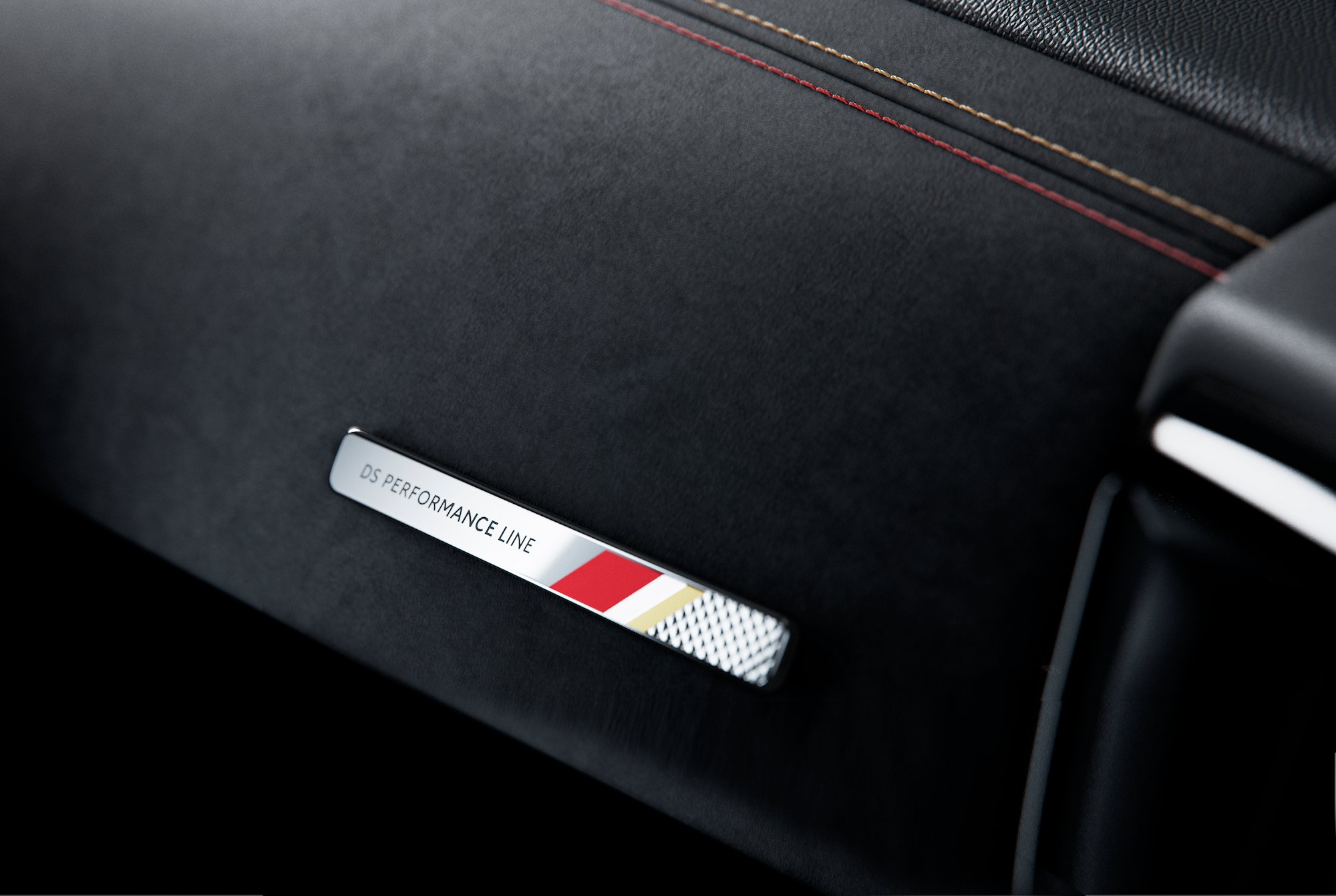 20210705_DS3CROSSBACK_E-TENSE_PERFORMANCE_Line05