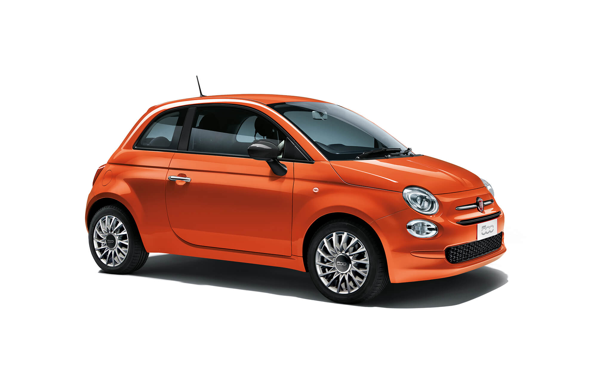 フィアット・ブランド 「FIAT 500（チンクエチェント）」の国内販売