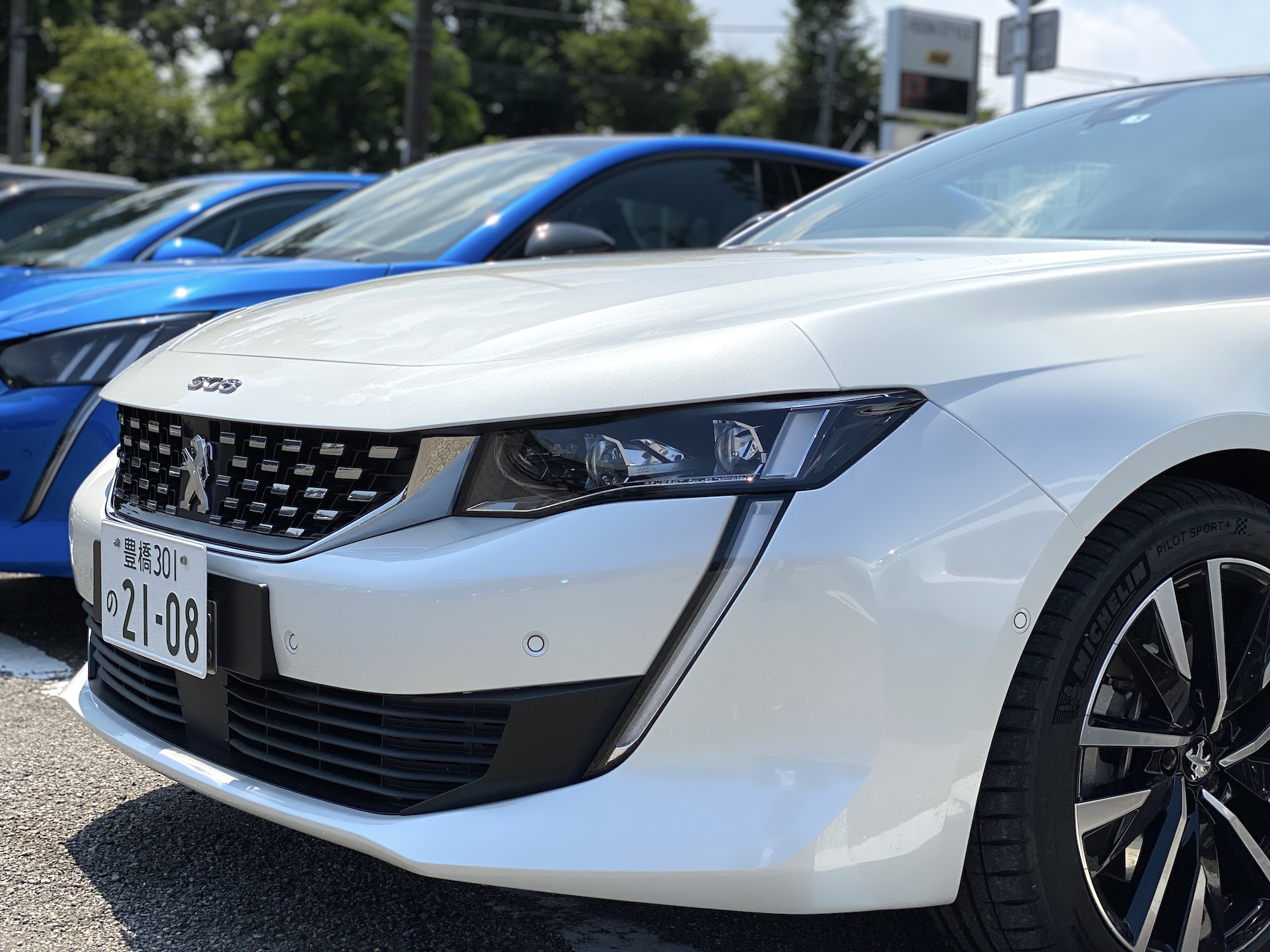 508 HYBRID広報車配備のお知らせ | Stellantis ジャパン株式会社