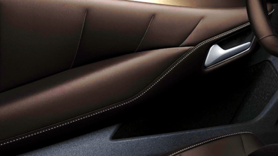 DS オートモビル DS 4の限定車「DS 4 ETOILE Champs-Élysées」を発売