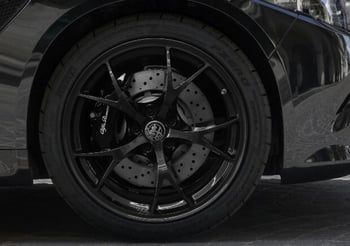 GIULIA QUADRIFOGLIO ESTREMA_003_トリミング済