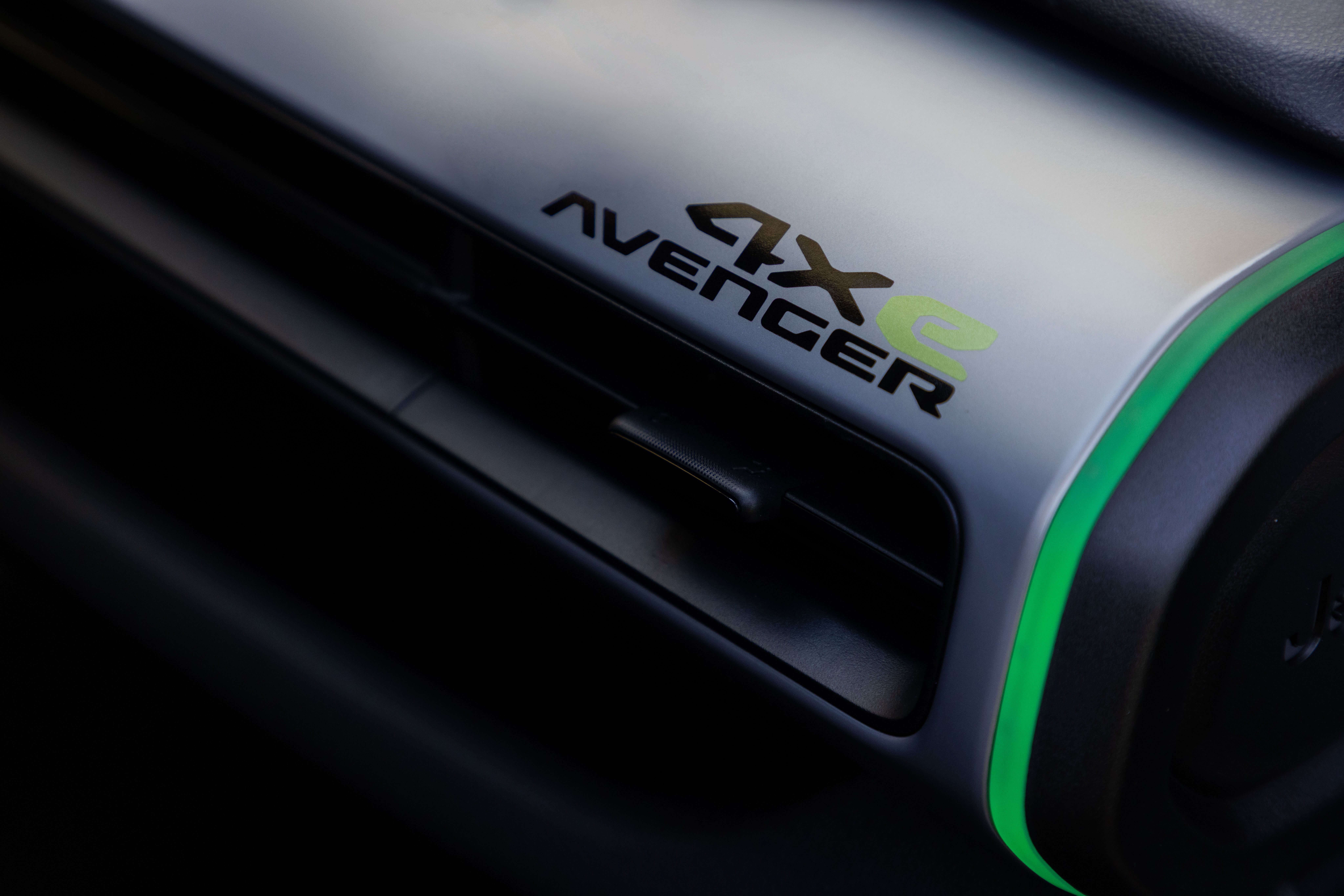 JeepAvenger4xe_Interiors-3